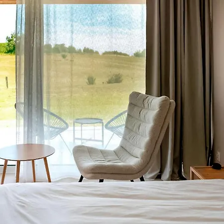 Apartment 1 Bedroom Awesome In